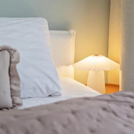 Modern Downtown 2br Steps From Wenceslas Square By Easybnb Premium * Praha