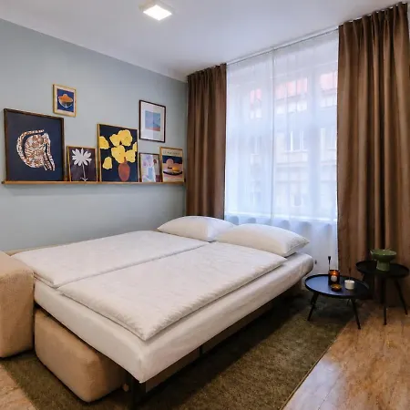 Modern Downtown 2br Steps From Wenceslas Square By Easybnb Premium * Prague