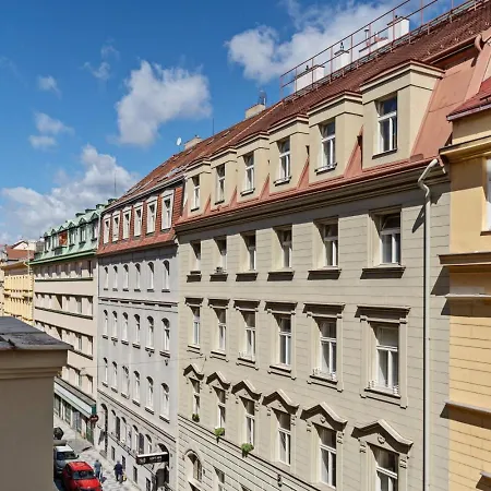 Modern Downtown 2br Steps From Wenceslas Square By Easybnb Premium Apartment Prague